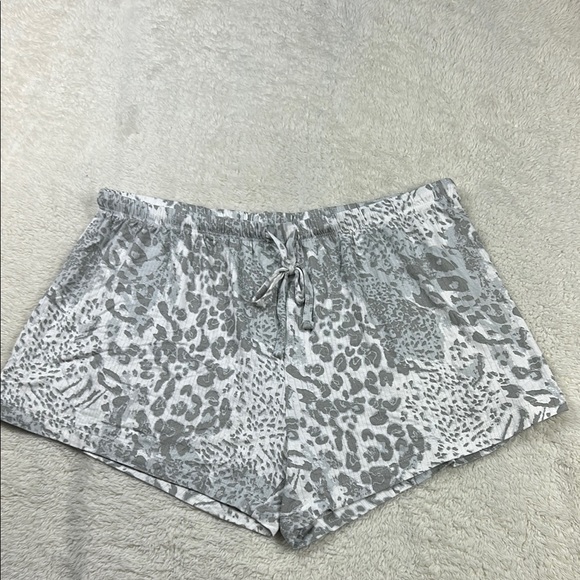 Honeydew Intimates Gray Animal Print Pajama Shorts - Picture 1 of 9